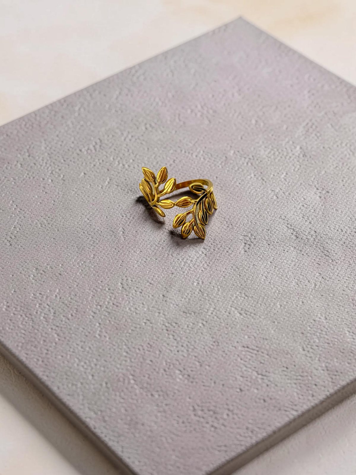 EVELINA | Facettierter Ring