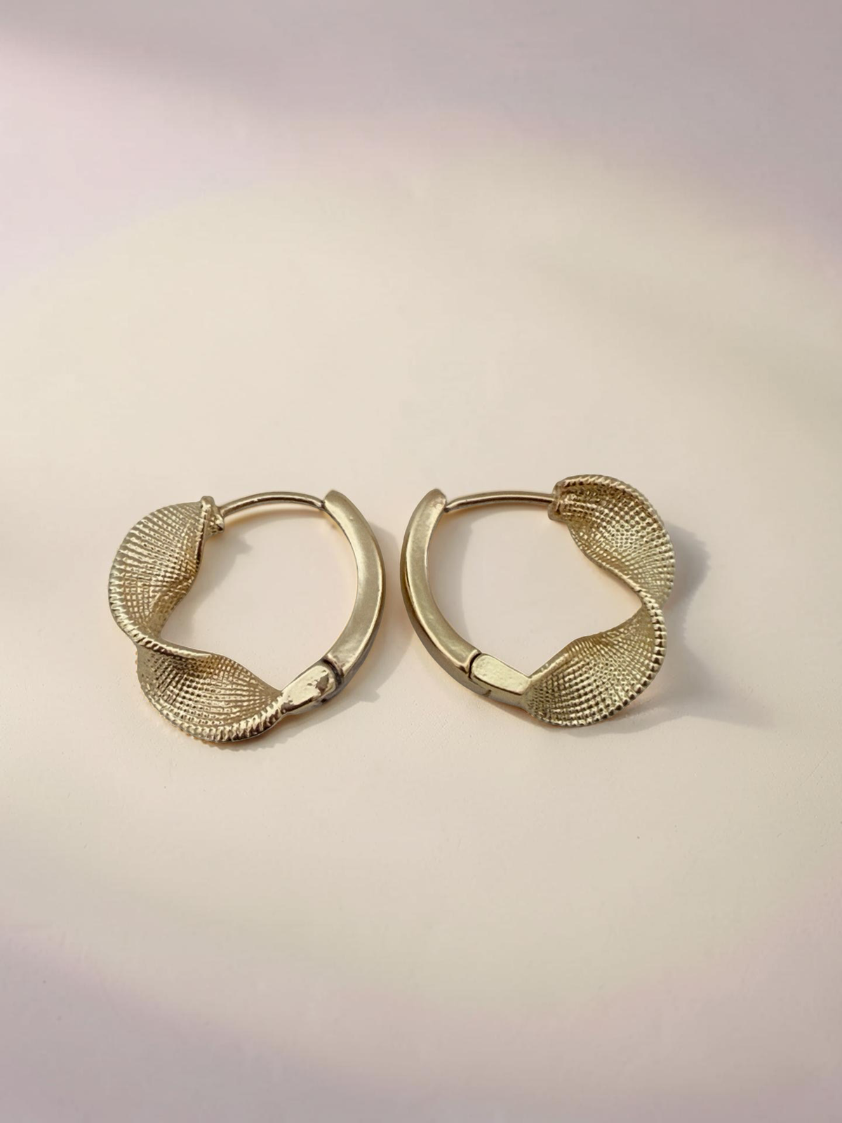 SOLÉA Creolen | Vergoldeter Schmuck | 22k