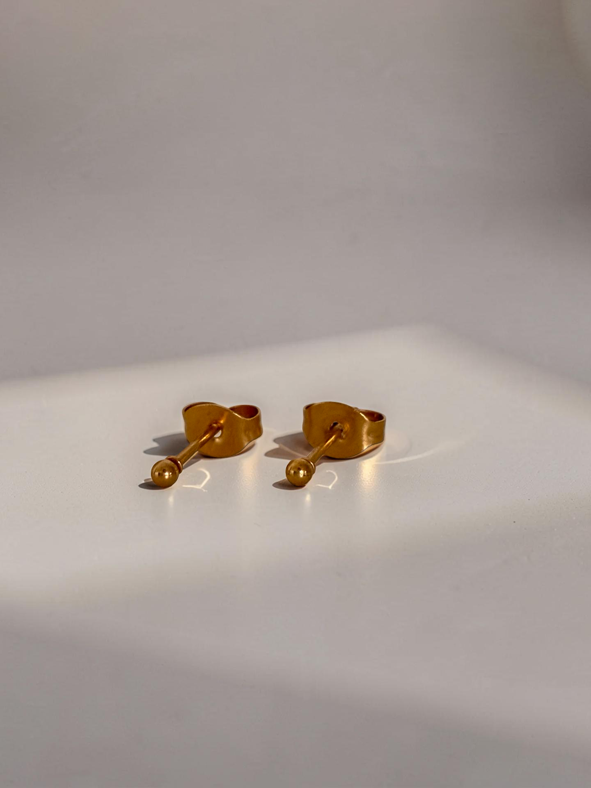 ÉVANORA Ohrstecker | Moderne Ohrringe
