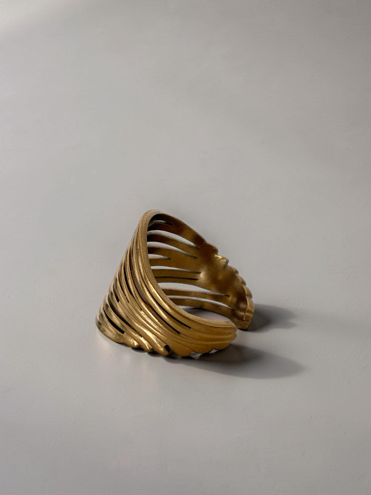 LIVIA Ring | Statement Ring Gold| 18K
