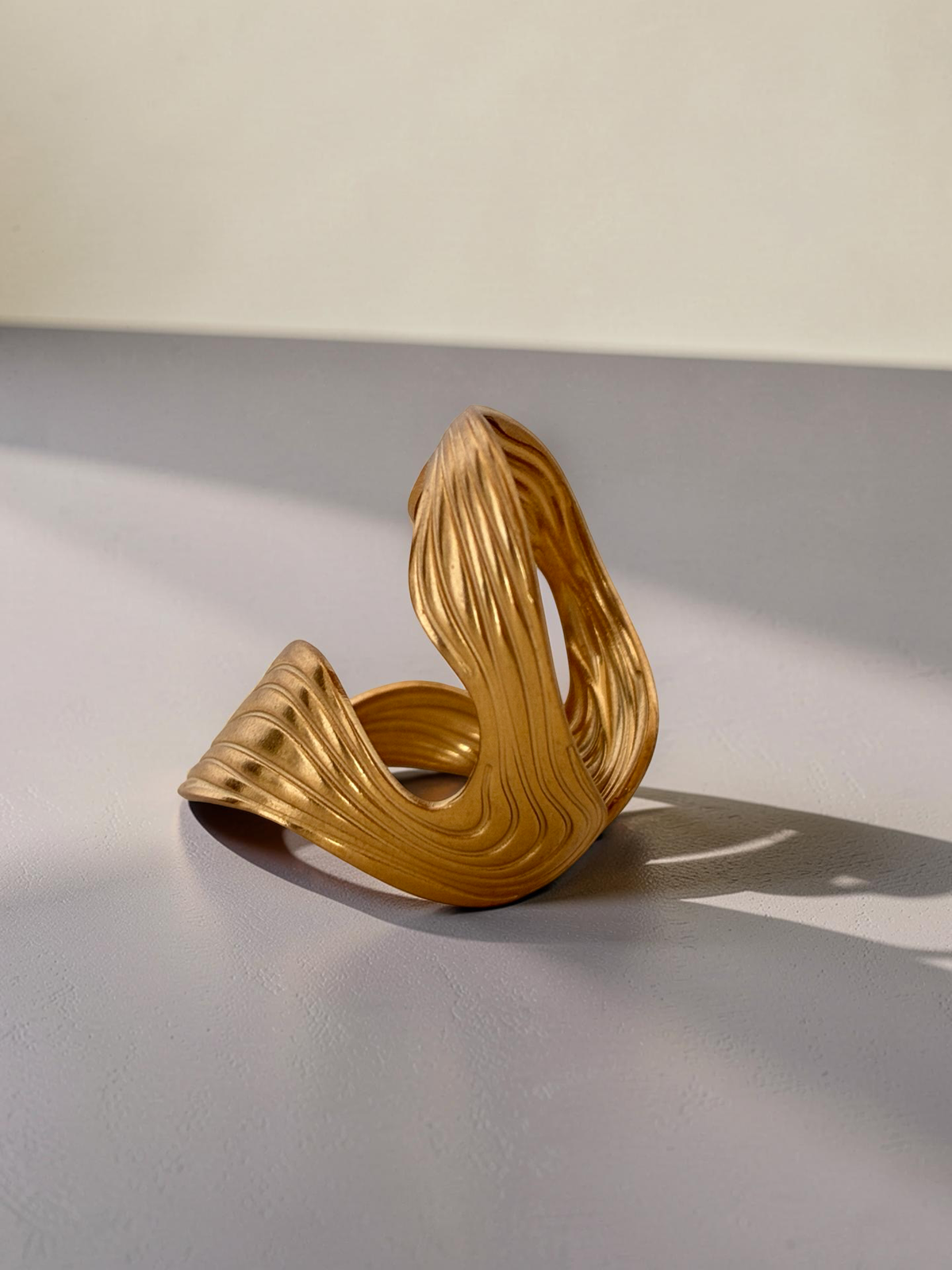 LÉONIE Ring | Moderner Verstellbarer Ring | 18 k