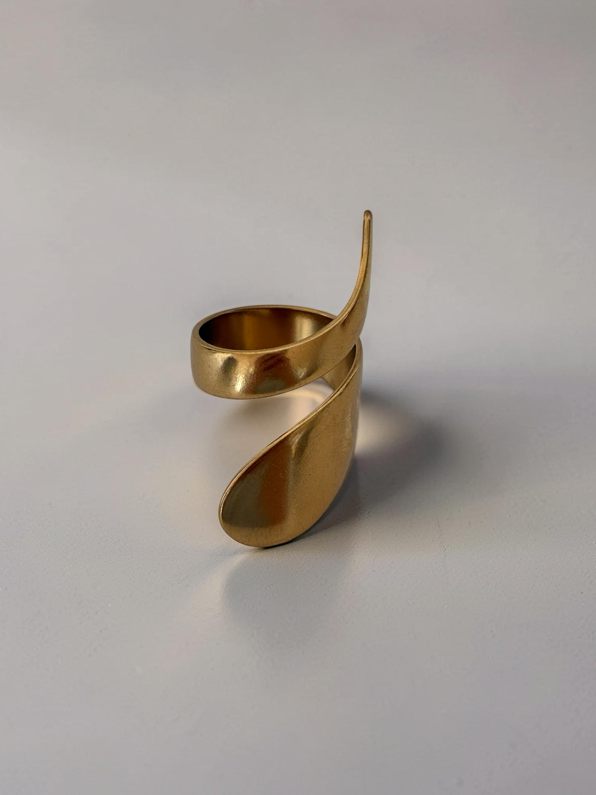 MERI Ring | Moderner Verstellbarer Ring | 18 k