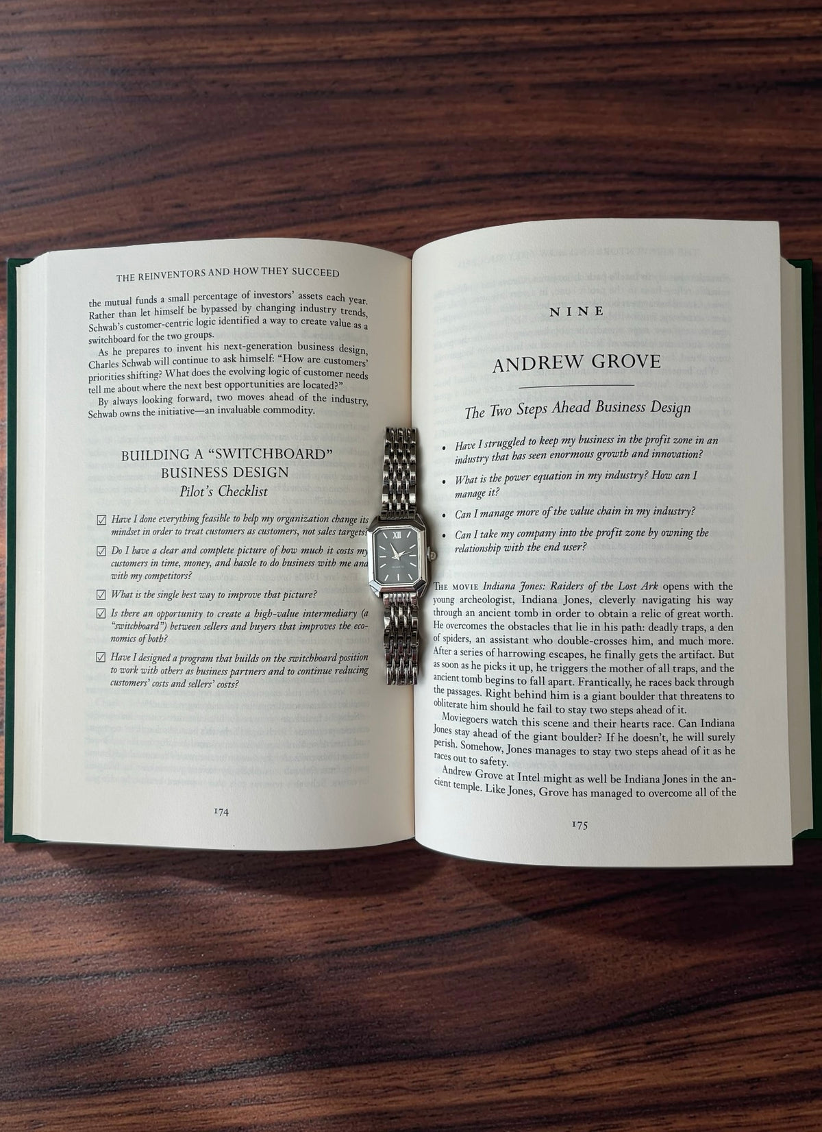 MONÉRA Elegante Damenuhr