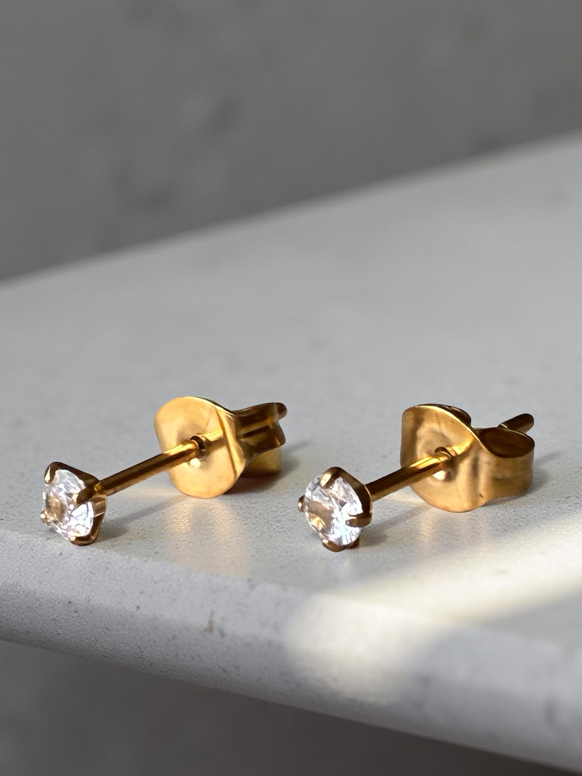 SAVÉA Ohrstecker | Klassische Zirkonia-Ohrstecker