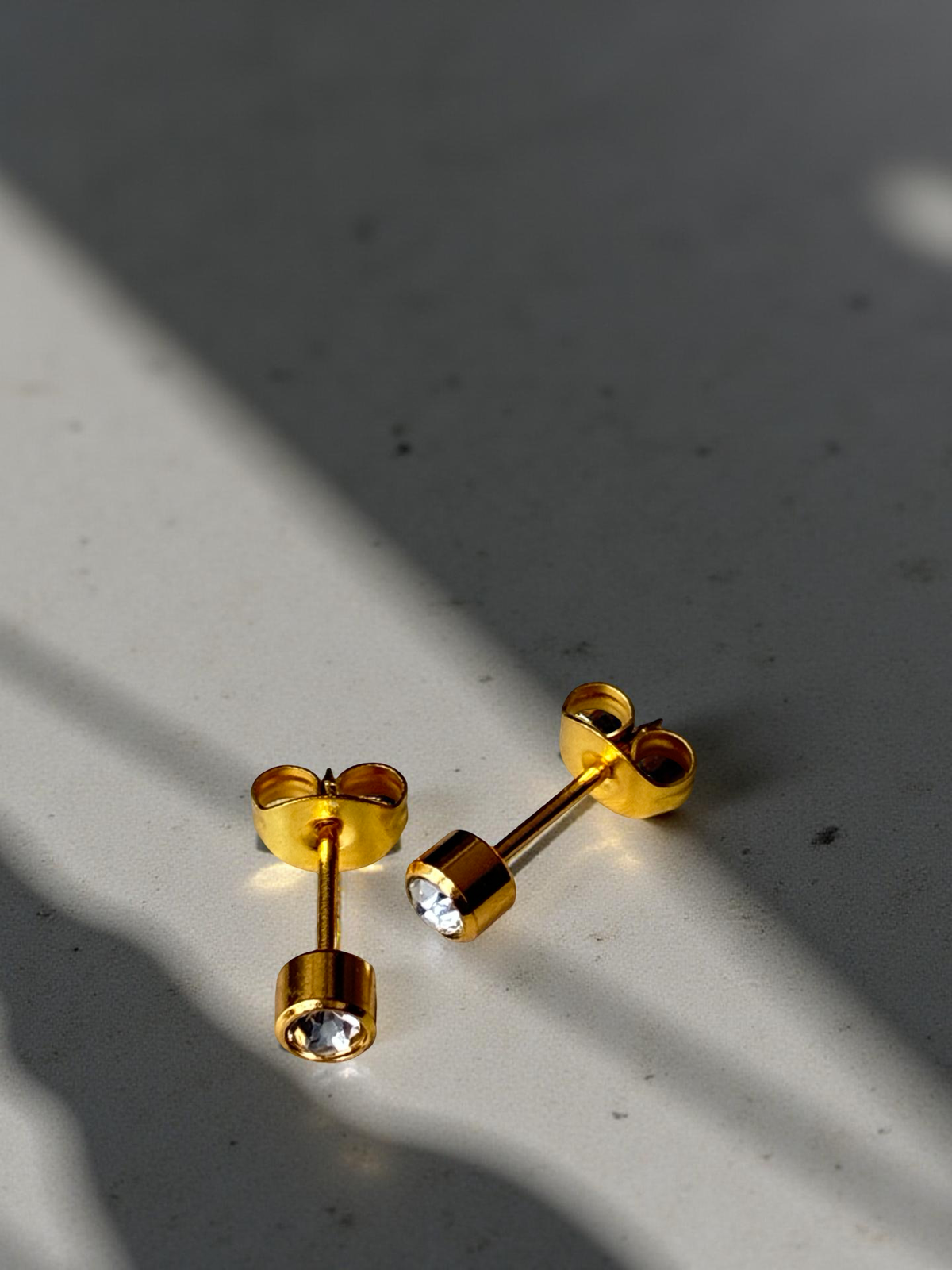 LAVIVA Ohrstecker | Klassische Zirkonia-Ohrstecker